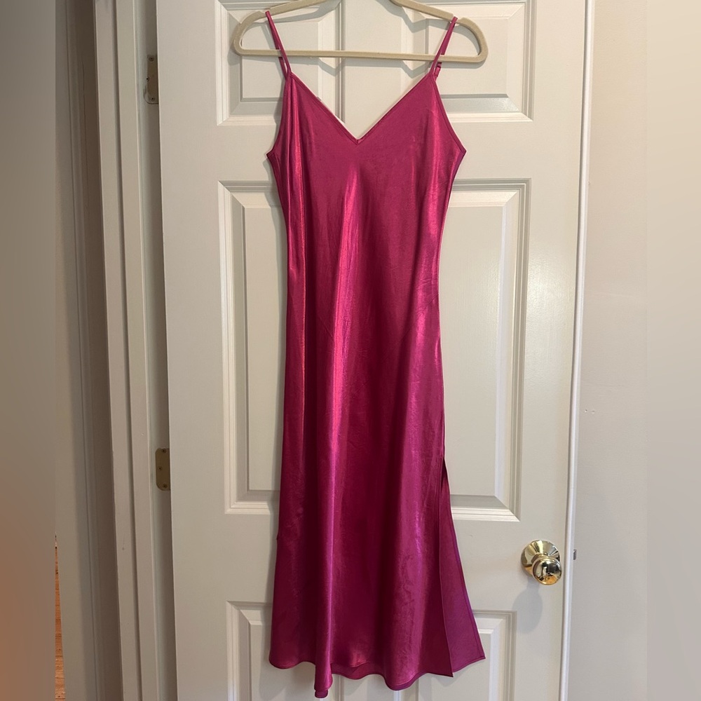 Aritzia Babaton Kinji Pink Satin Midi Dress Small